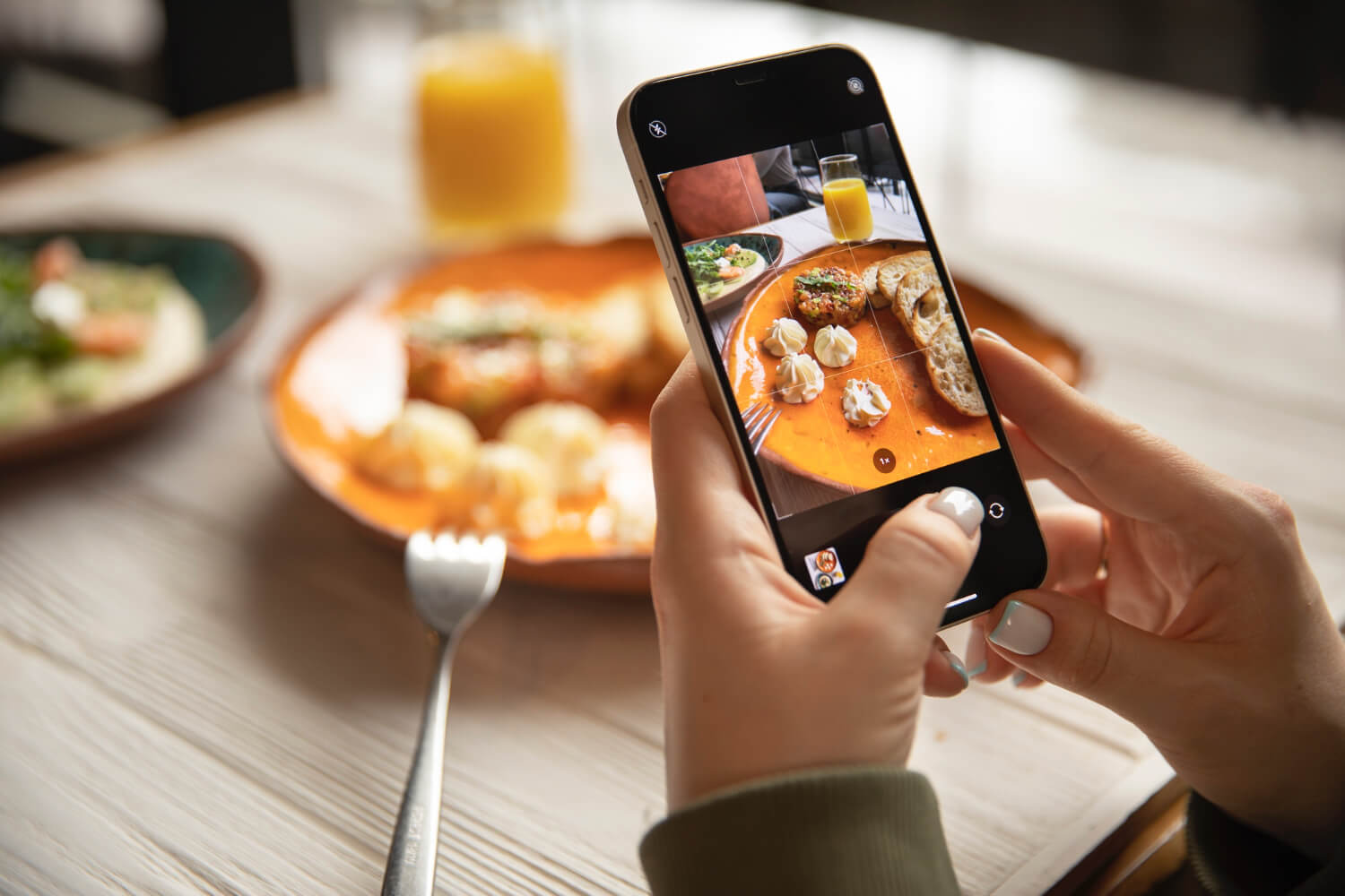 redes sociales para atraer clientes a tu restaurante